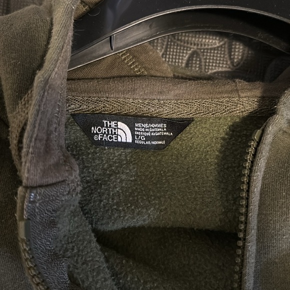 The NorthFace Jacket with logos on the front and back - Picture 4 of 4